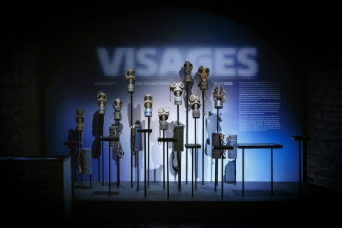 Ensemble de masques à gaz et étuis, CHRD, Musée d'histoire
