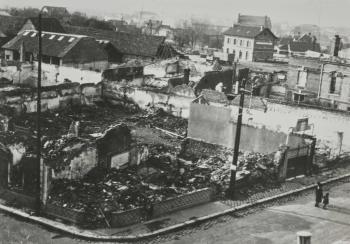 Destructions à Chartres après le bombardement du 3 juin 1940