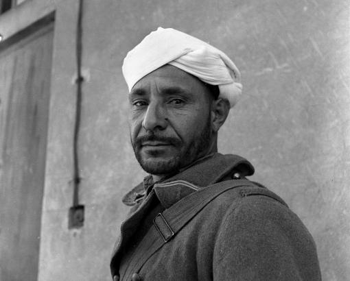 Émile Rougé, Jeune maquisard, septembre 1944, tirage jet d’encre d’après négatif © Photo Émile Rougé - Collection Ordan-Rougé, dépôt, 2011