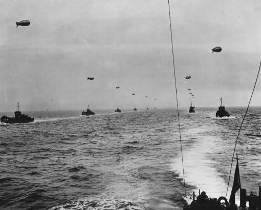 Ballons de barrage contre attaques aériennes ennemies à basse altitude