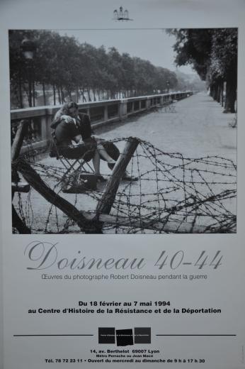 Affiche de l'expositione "Doisneau 40-44"