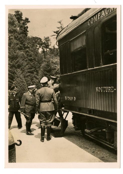 Carte Postale "Négociations de l'armistice de 1940 à Rethondes, Compiègne" - Collection du CHRD, N° Inv. Ar 2077-16