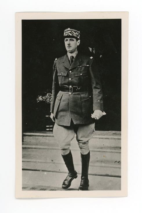 Photographies du général de Gaulle, tirage argentique, 1941 © Photo et collection du CHRD, Ar. 1840