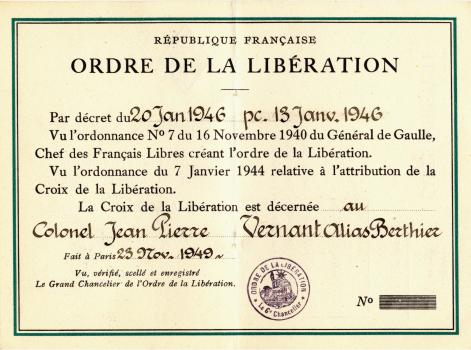 Diplôme de compagnon de la libération de Vernant-Berthier © Collection Musée de l’Ordre de la Libération 