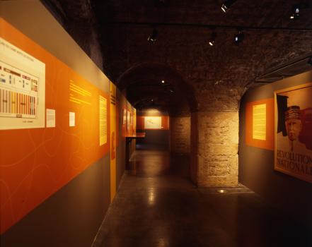  Exposition "Peuple Tsigane. Le silence et l'oubli" présentée au musée du 21 juin au 9 décembre 2007 © Photo CHRD Lyon, 2007