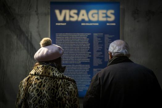 Exposition "Visages, Portrait des collections du CHRD" présentée en 2022 au CHRD © Photo Philippe Somnolet, 2022