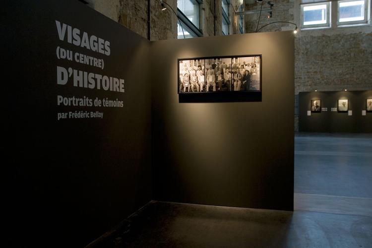 Exposition " Visages (du centre) d'histoire. Portraits de témoins par Frédéric Bellay" en 2009 au CHRD - © CHRD Lyon