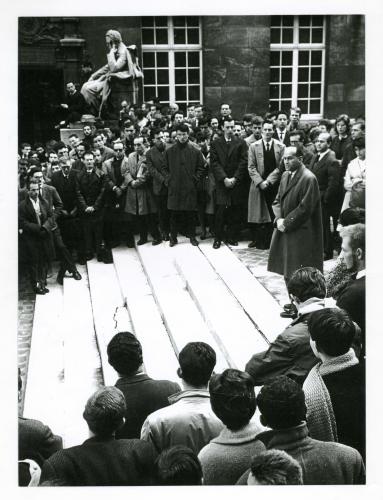 Discours du mathématicien Laurent Schwartz, directeur de thèse de Maurice Audin, vers 1960 - © Collection privée