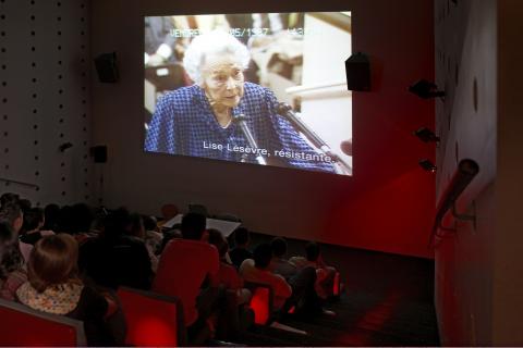 Projection du Procès de Klaus Barbie - © CHRD Lyon, 2008