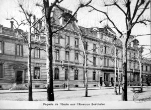 Façade de l'école de service de santé militaire en 1892 © Collection de la Bibliothèque mucipale de Lyon